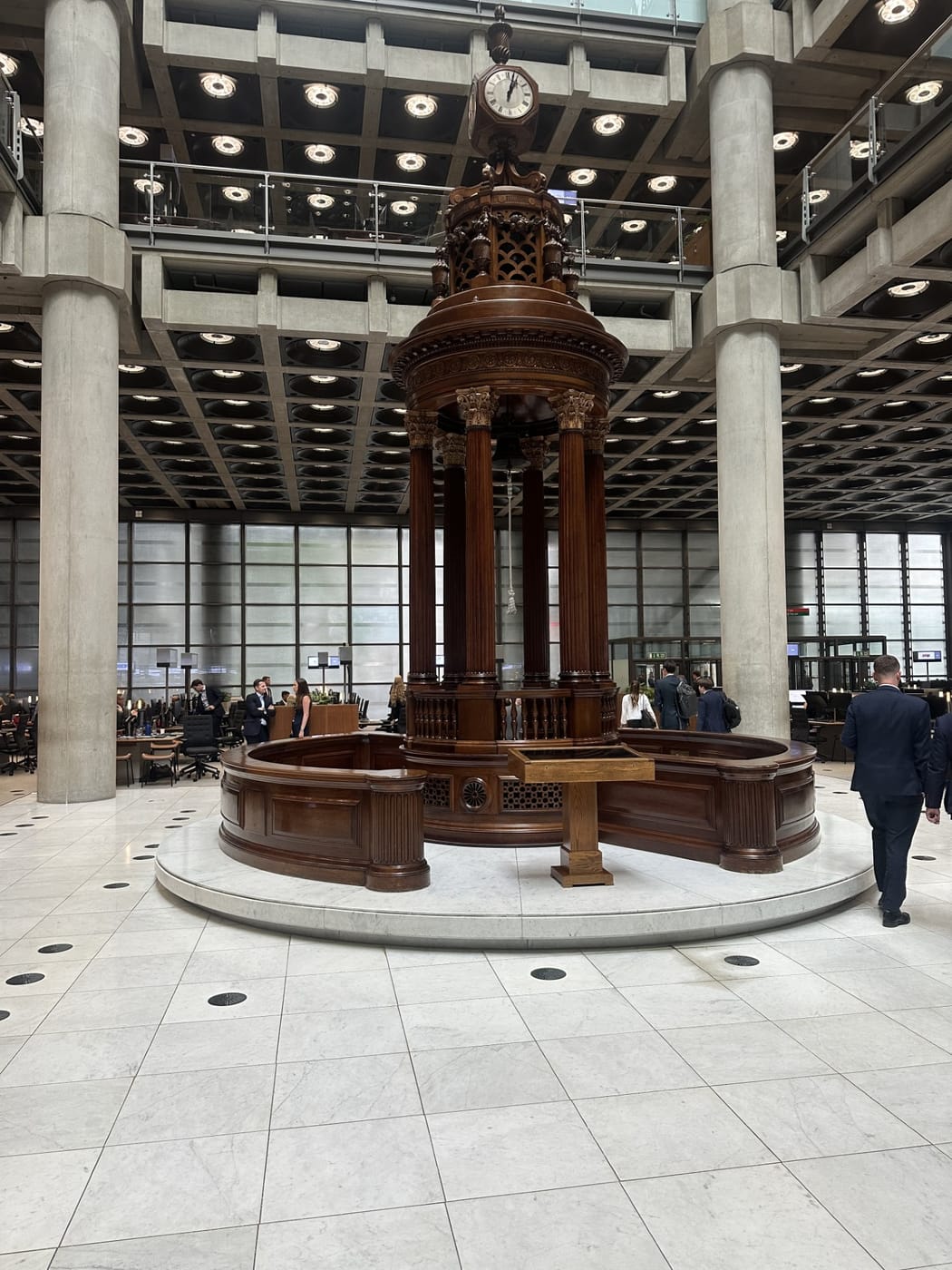 Interior of Lloyd's of London, the underwriting floor with the Rostrum